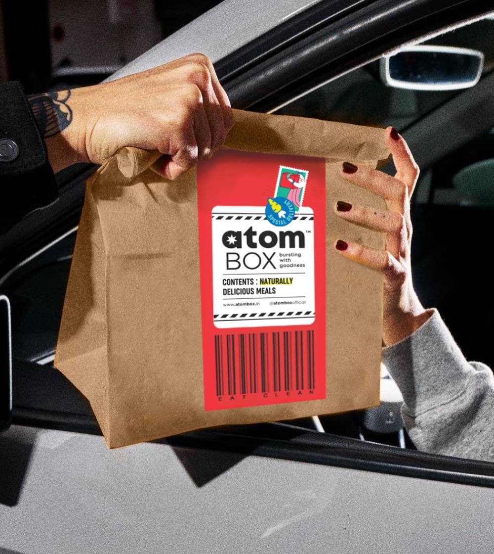11 banner atom box